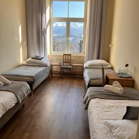 Nauczycielskie Centrum Bed & Breakfast 3*