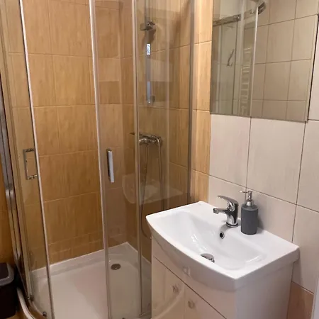 Nauczycielskie Centrum Bed & Breakfast 3*