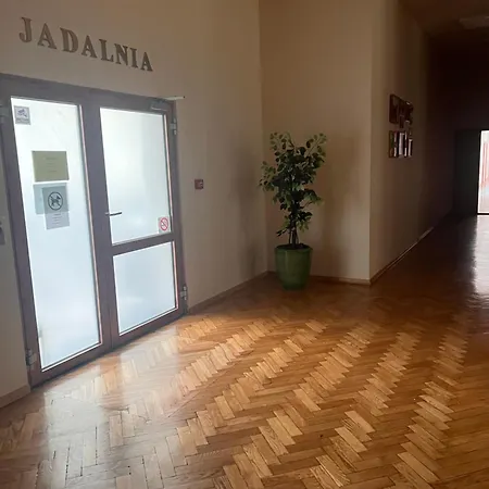 ベッド・アンド・ブレックファスト Nauczycielskie Centrum 3*