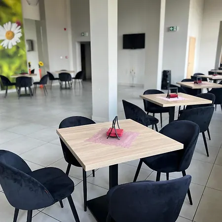 Bed & Breakfast Nauczycielskie Centrum 3*