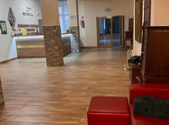 Nauczycielskie Centrum 3*