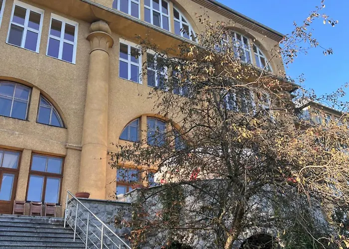 Nauczycielskie Centrum לינה וארוחת בוקר