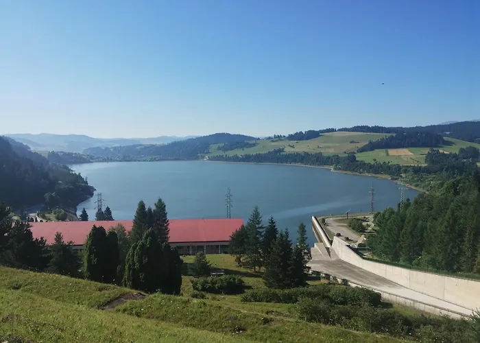 Nauczycielskie Centrum לינה וארוחת בוקר זקופאנה