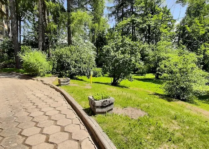 Nauczycielskie Centrum Bed & Breakfast 3*